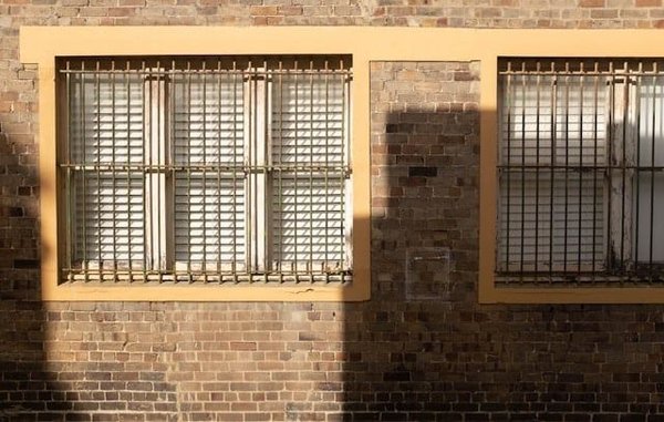 Déménagement et éducation des enfants : comment maintenir la stabilité scolaire ?