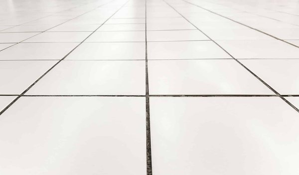 Du sol au plafond : Harmoniser votre carrelage intérieur